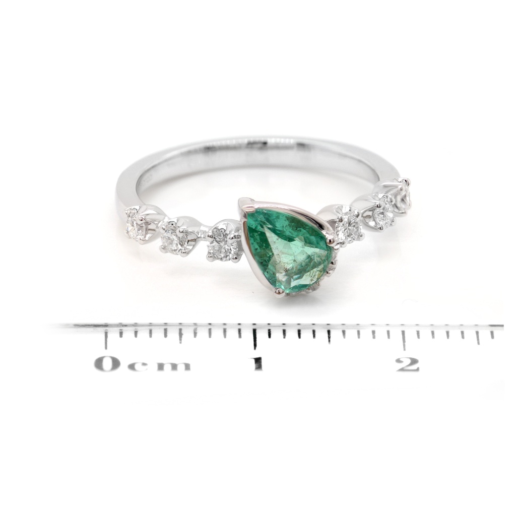 ANILLO LA CEIBA ESMERALDA 54P-PERA 11B26P GVS 2.6GR ORO BLANCO 18K