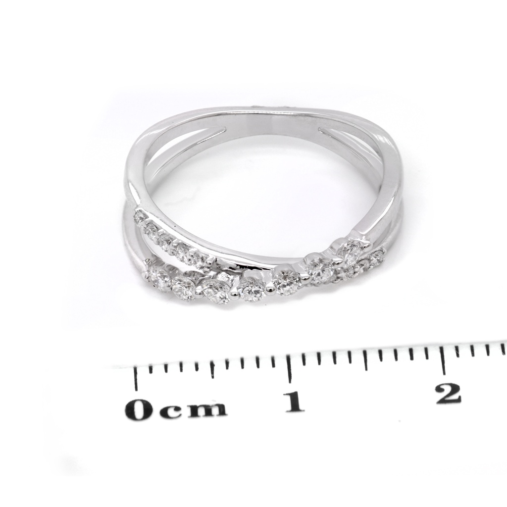 ANILLO “AXIS“ 17-DIAMANTES 0.31ct 2.6gr. ORO BLANCO 18K
