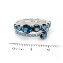ANILLO BRUMANI “MANACA“ 8-TOPACIOS AZUL LONDON-3.63ct 11-TOPACIOS AZUL SKY BLUE-0.60ct 5.5gr. ORO BLANCO 18K 