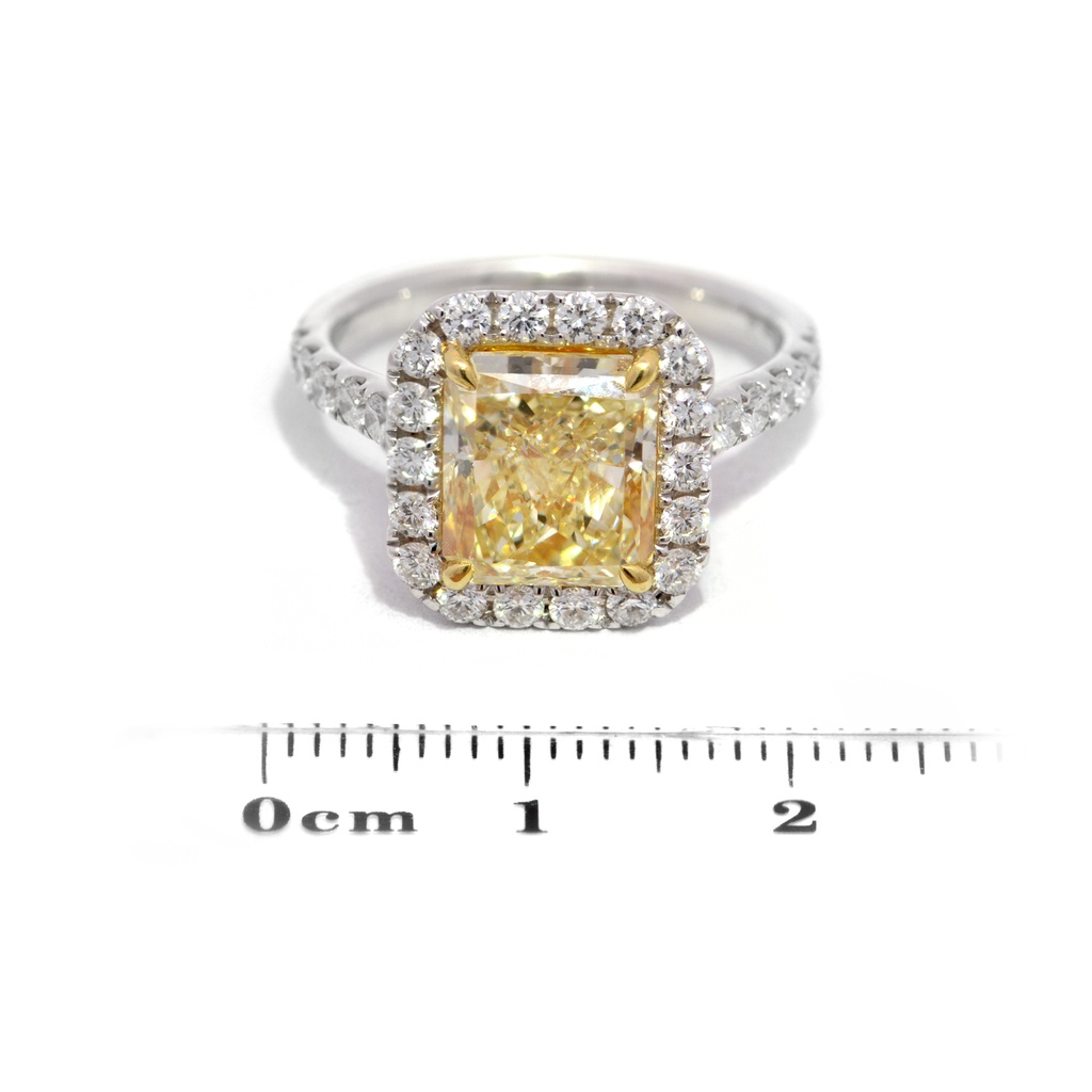 ANILLO 'MIEL' HALO DIAMANTE-Talla/RADIANTE 4.09ct UV/SI1 GIA#6214990435 30-DIAMANTES/0.91ct 6.9gr. ORO BLANCO/AMARILLO 18K