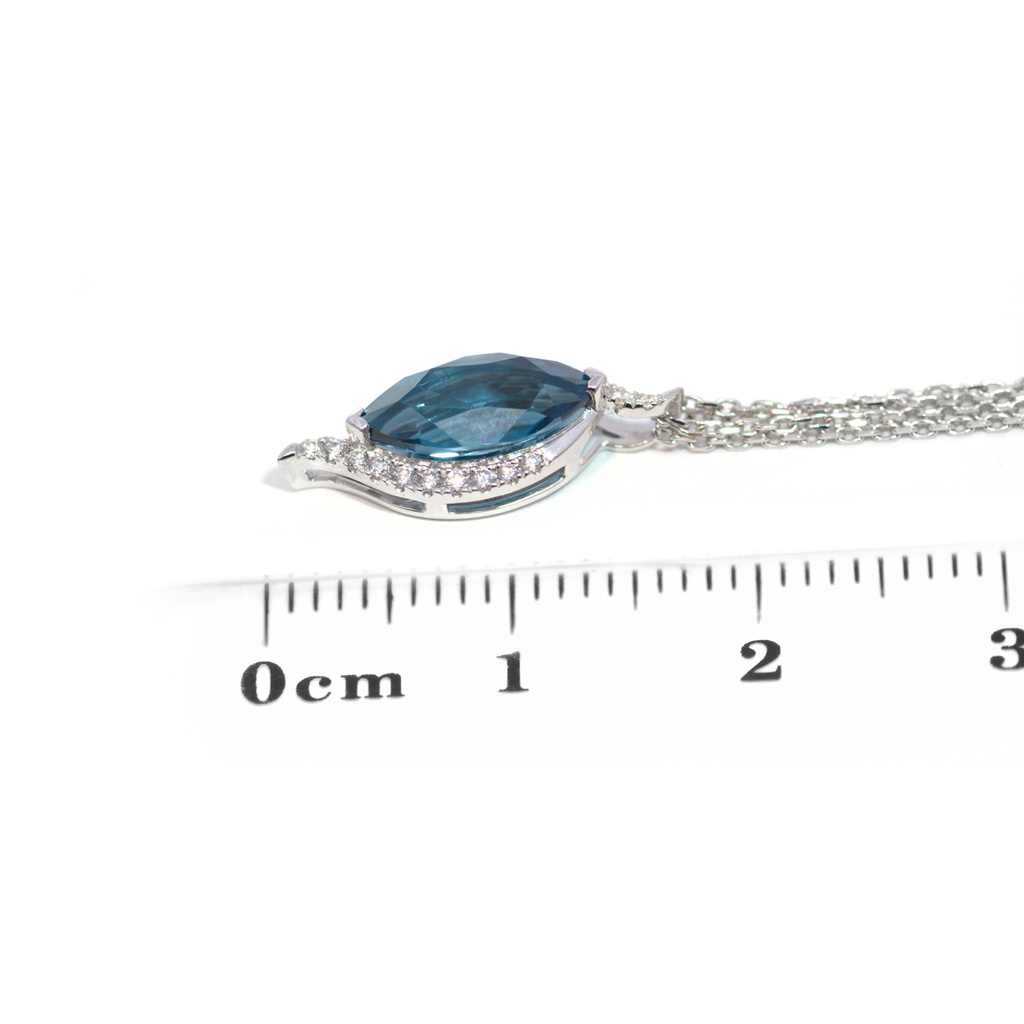 GARGANTILLA C/DIJE “MARIA DE LUJO“ TOPACIO LONDON-1.19ct/Marquise DIAMANTE-0.10ct CADENA/DOBLE-HILO 3.2gr. ORO BLANCO 18K