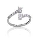 ANILLO “Tu y Yo“  2-DIAMANTES Talla-Oval 0.36ct 12-DIAMANTES Talla-Redondo 0.22ct 1.9gr. ORO BLANCO 18K