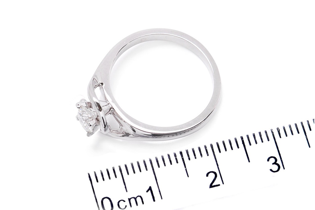 [CYC] Anillo de Compromiso Abracci con un diamante natural Corte Ideal Original 3/4ct VS2/I en oro blanco 18K