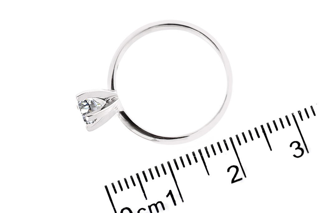 [CYC] Anillo de Compromiso Exquisite con un diamante natural Corte Ideal Original 2/3ct VS2/I en oro blanco 14K