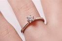 [CYC] Anillo de Compromiso Love con un diamante natural Corte Ideal Original 1/4ct VS2/I en oro blanco 18K