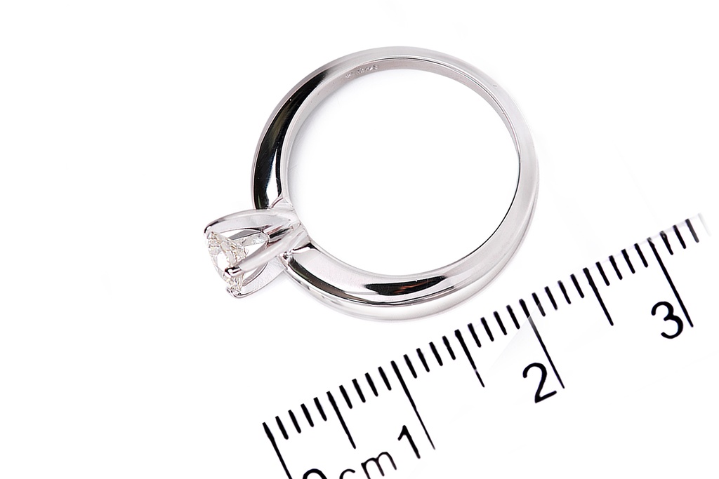 [CYC] Anillo de Compromiso Princess con un diamante natural Corte Ideal Original 1/4ct VS2/I en oro blanco 14K