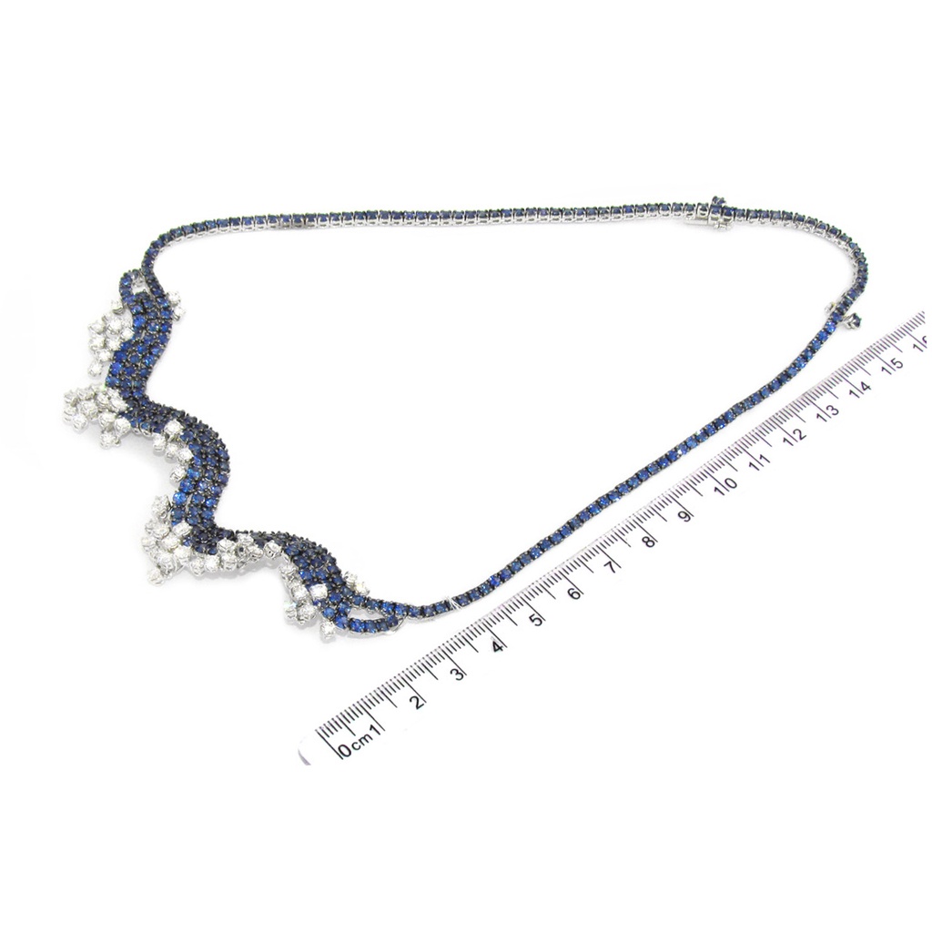 JUEGO FLUTTI GAR+ARE+ANI DIAMANTE-5.94ct ZAFIRO-22.35ct 66.1gr. ORO BLANCO 18K