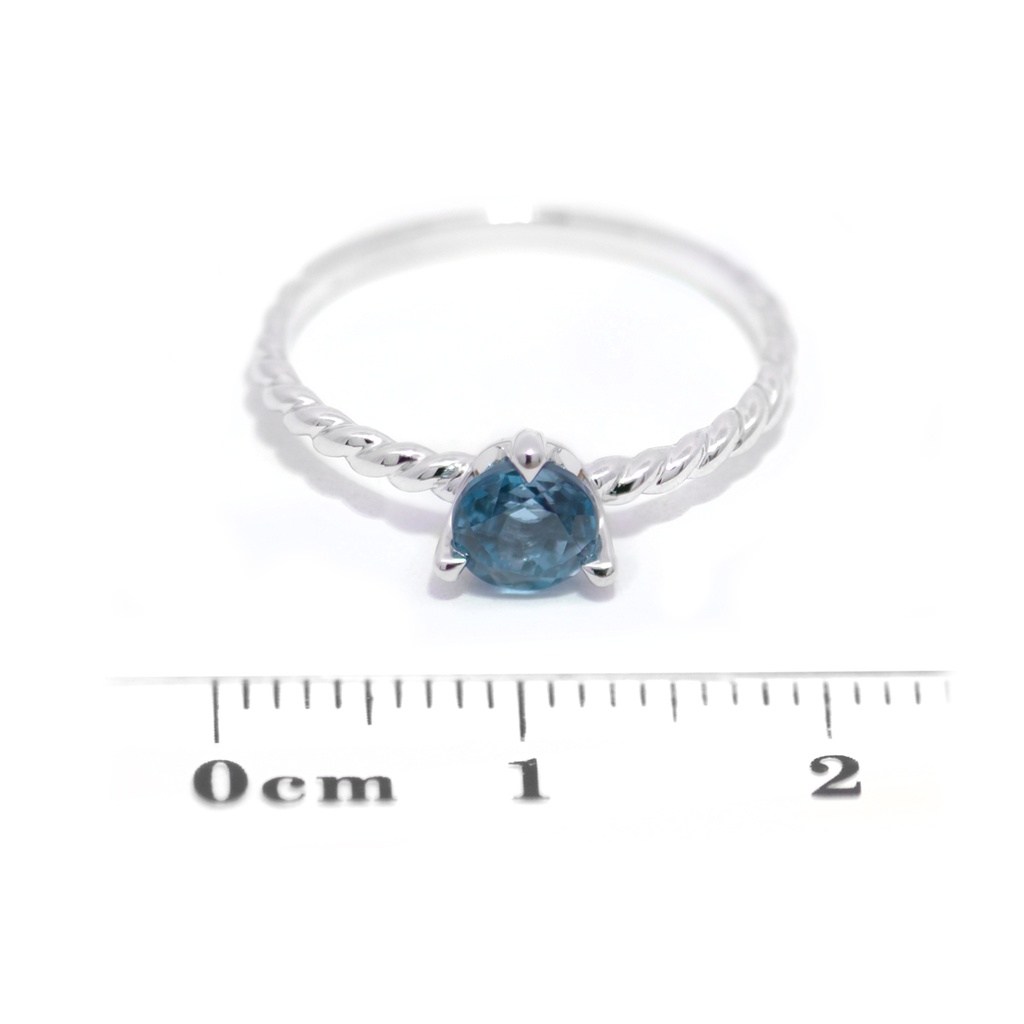 Anillo LA PAZ Solitario TOPACIO AZUL-LONDON 0.66Ct 1.5gr 18K