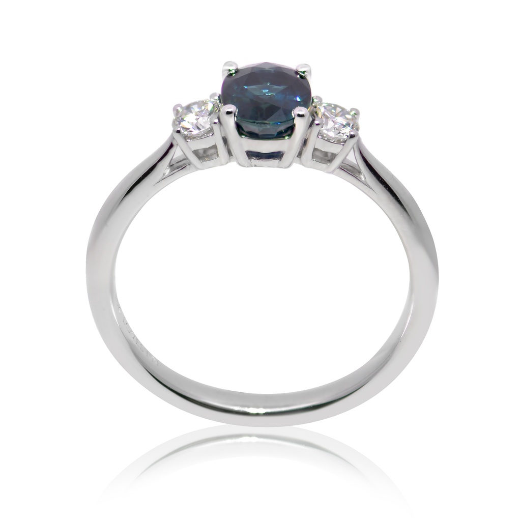 Anillo ZAFIRO Oval-0.93Ct Diamantes-0.21Ct GVS 2.6gr 18K 
