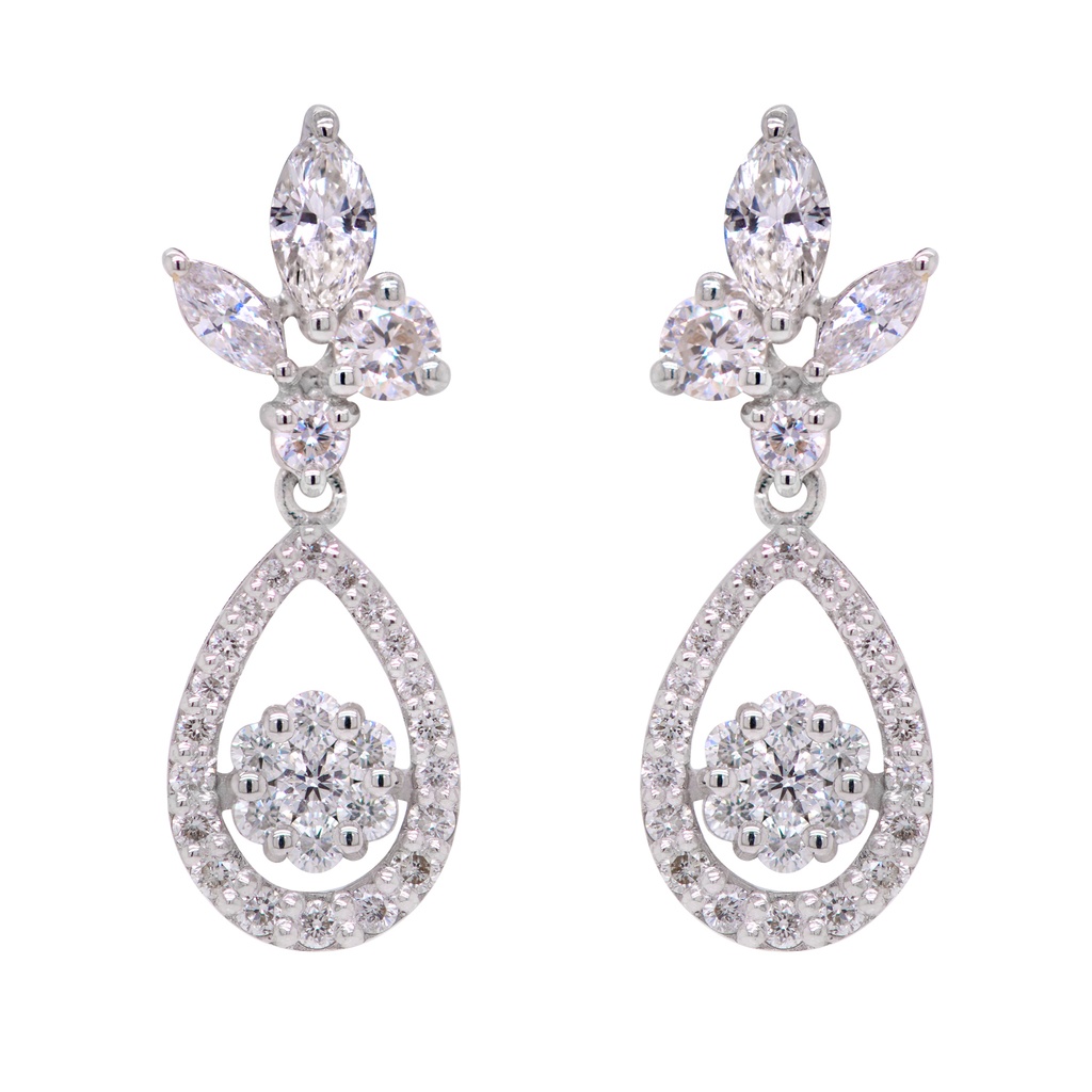 ARETES  60-DIAMANTES Talla/Brillante 0.66ct, 2-DIAMANTES Talla/Marquis 0.25ct, 3.62gr. ORO BLANCO 18K
