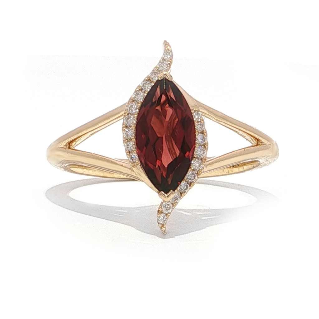 ANILLO “MARIA DE LUJO“ GRANATE-1.21ct/Marquise DIAMANTE-0.09ct 3.9gr. ORO AMARILLO 18K