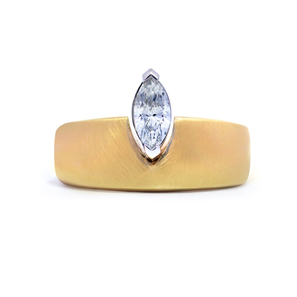 ANILLO DIAMANTE Talla/Marquise 0.45ct 5.7gr. ORO AMARILLO 18K