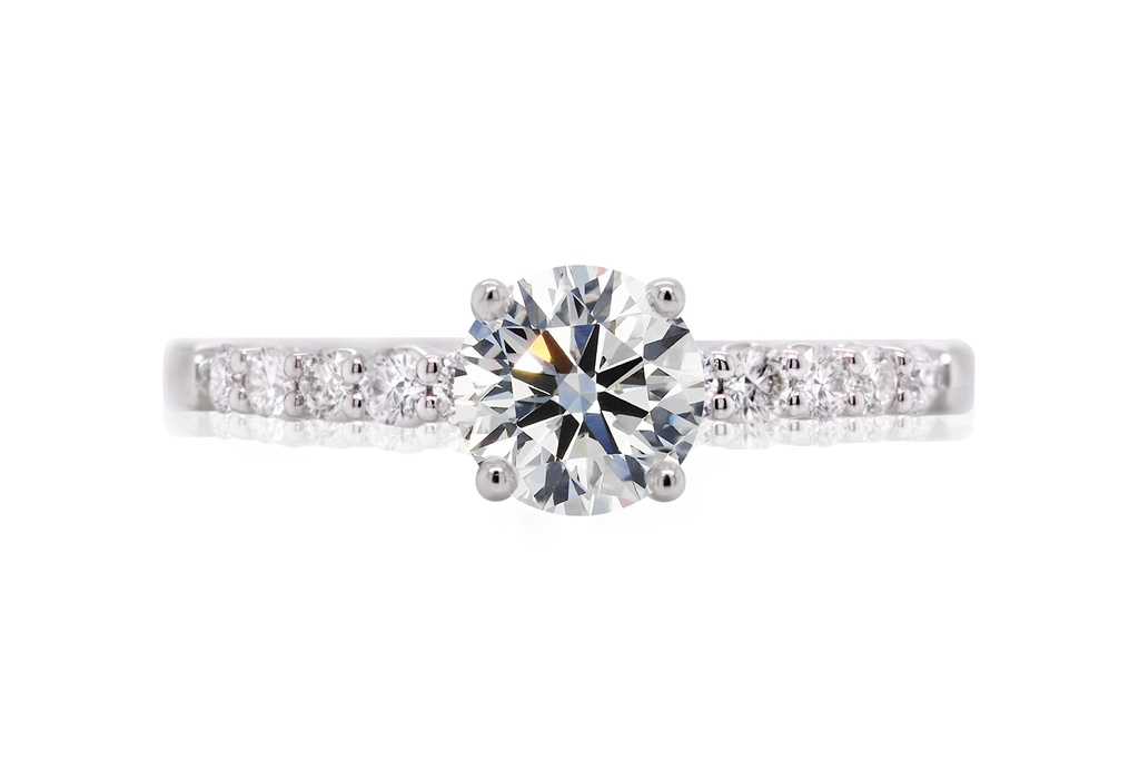 [CYC] Anillo de Compromiso Dream con un diamante natural Corte Ideal Original 1ct VS2/I y adornado con 0.26ct diamantes naturales VS/G en oro blanco 18K