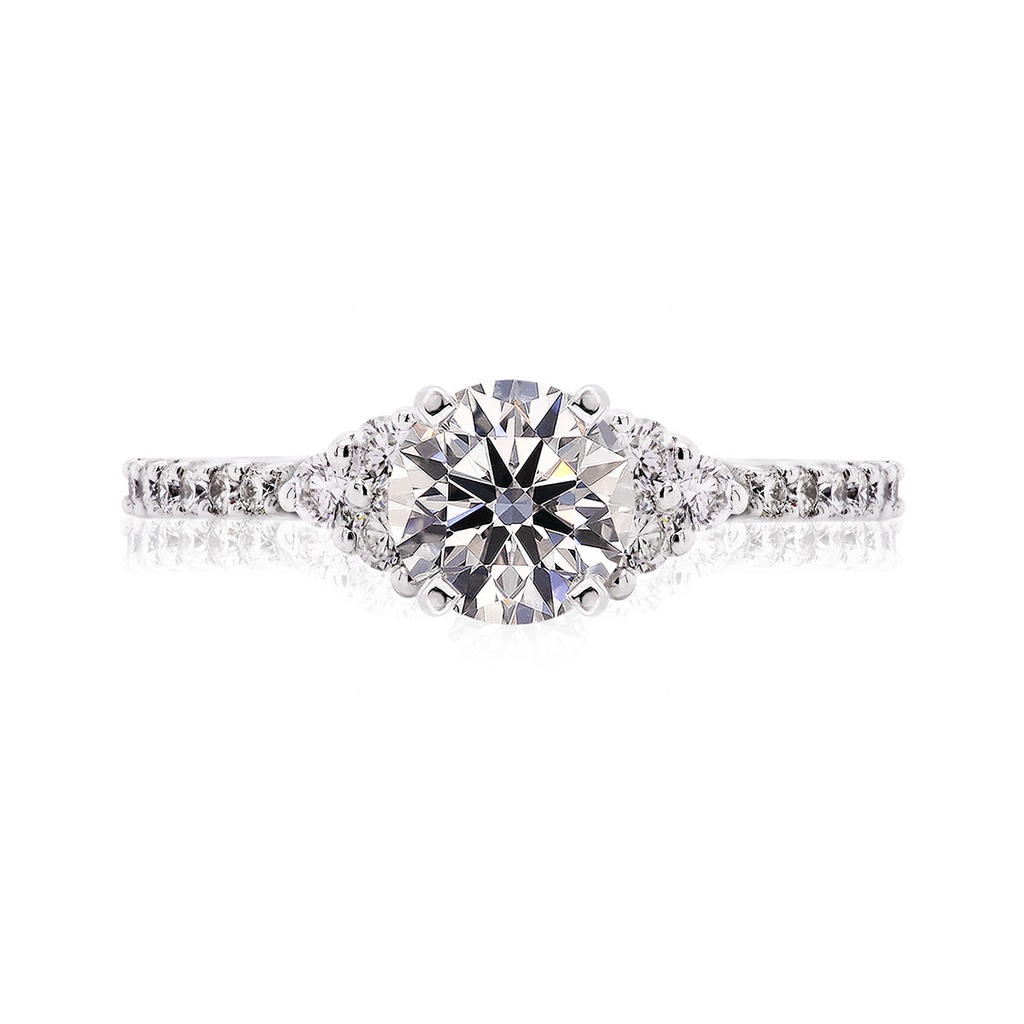 [CYC] Anillo de Compromiso Sugar con un diamante natural Corte Ideal Original 1 1/3ct VS2/I y adornado con 0.26ct de diamantes naturales en oro blanco 18K