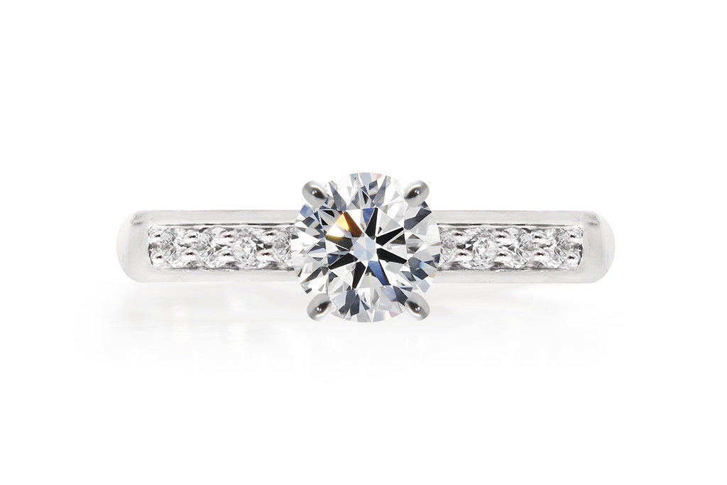 [CYC] Anillo de Compromiso Bella con un diamante natural Corte Ideal Original 3/4ct VS2/I y adornado con 0.15ct de diamantes naturales en oro blanco 18K