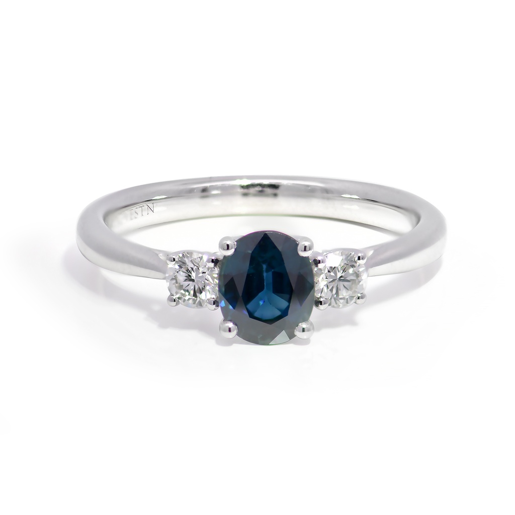 Anillo ZAFIRO Oval-0.93Ct Diamantes-0.21Ct GVS 2.6gr 18K 