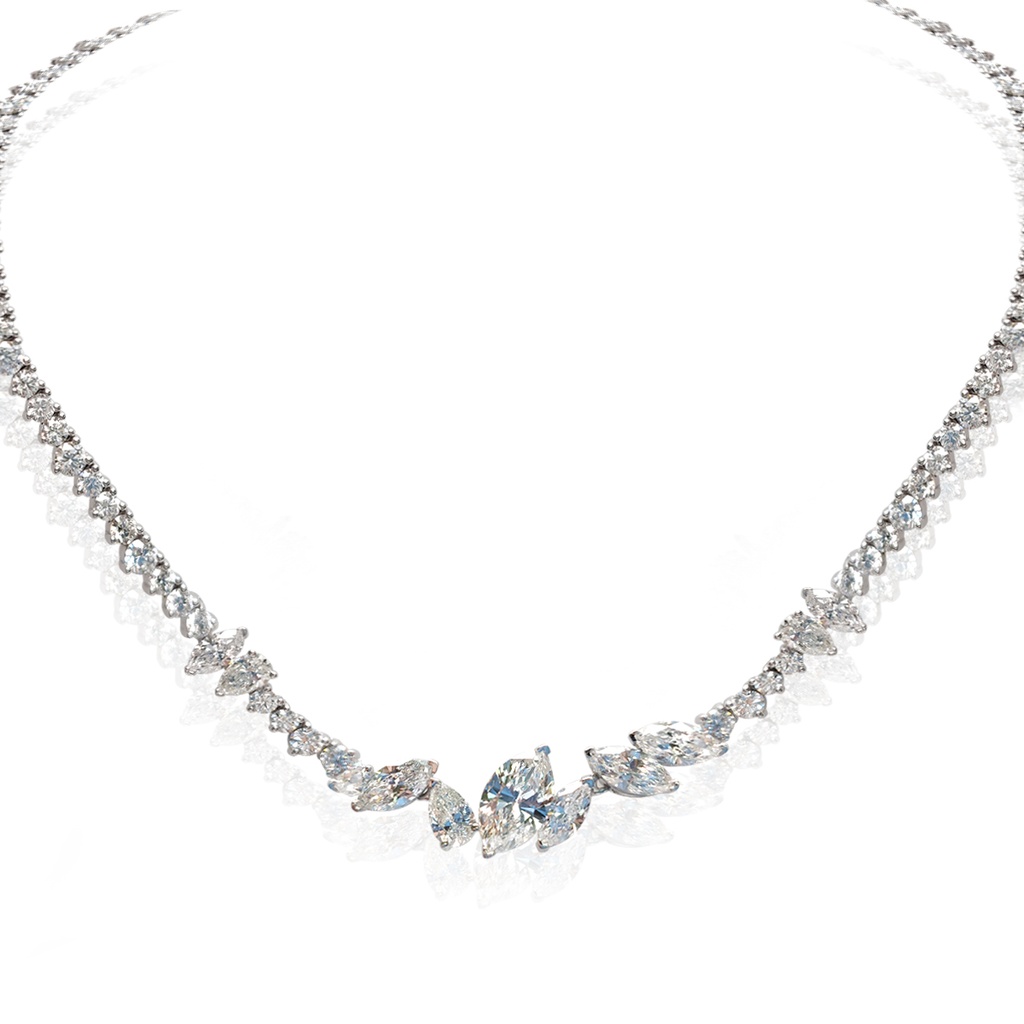 GARGANTILLA Masterpiece LUZ DE AGAVE - 109-DIAMANTES 5.48ct 15.7gr. ORO BLANCO 18K