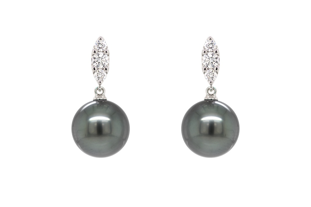 Aretes MIKIMOTO SSP-GRIS*A+ 9.0mm Diamantes-0.26Ct 18KW